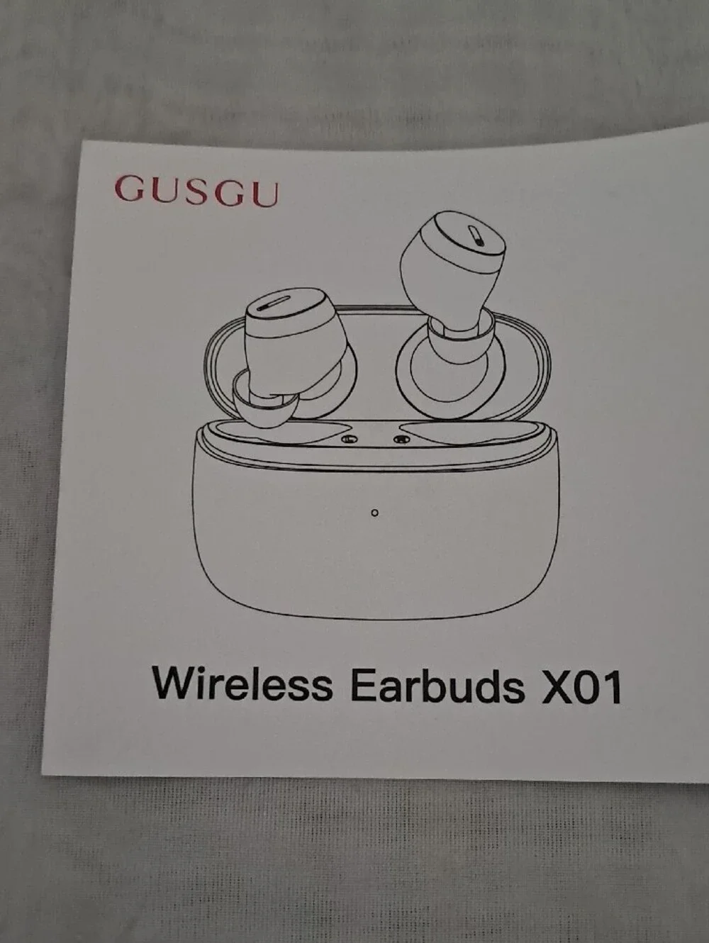 Gusgu Wireless Earbuds X01 in Black - Charging Case